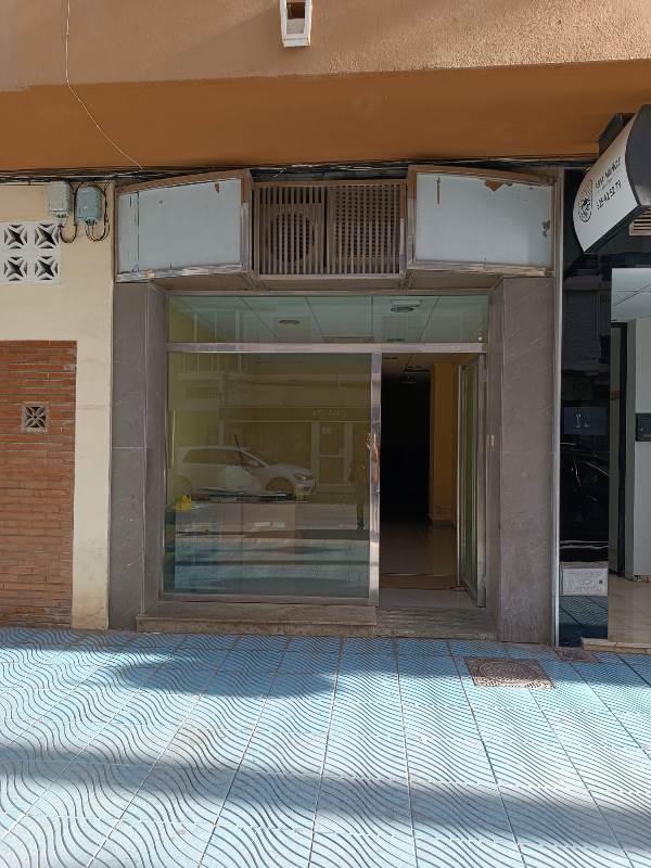 Commercial premises close to the beach in Torre Del Mar